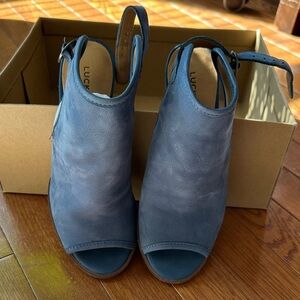 Lucky Brand Women's Blue Peep Toe Mules